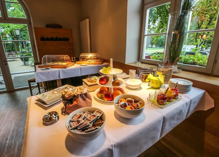 Volkspark Hotel